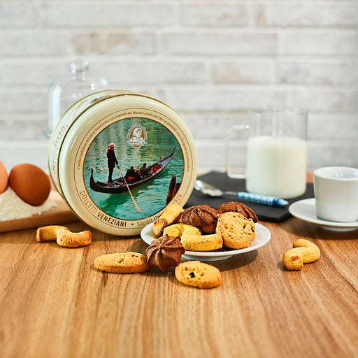 Venetian assorted cookies in tin -